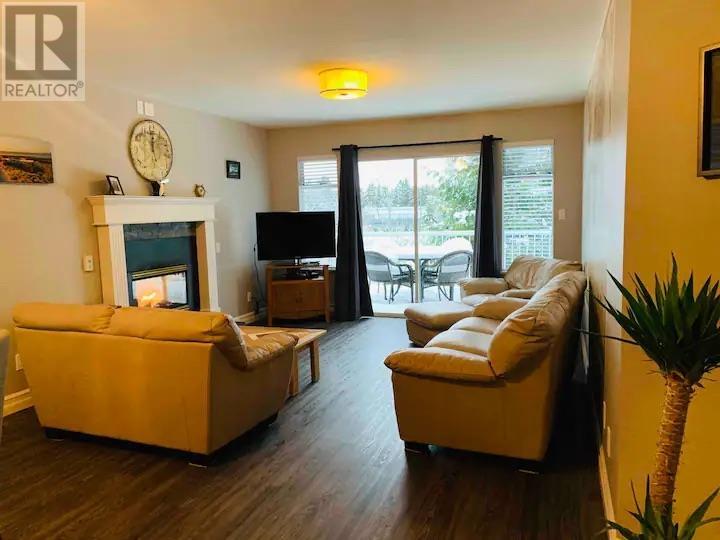 5755 Anchor Road, Sechelt, British Columbia  V0N 3A0 - Photo 4 - R2826419