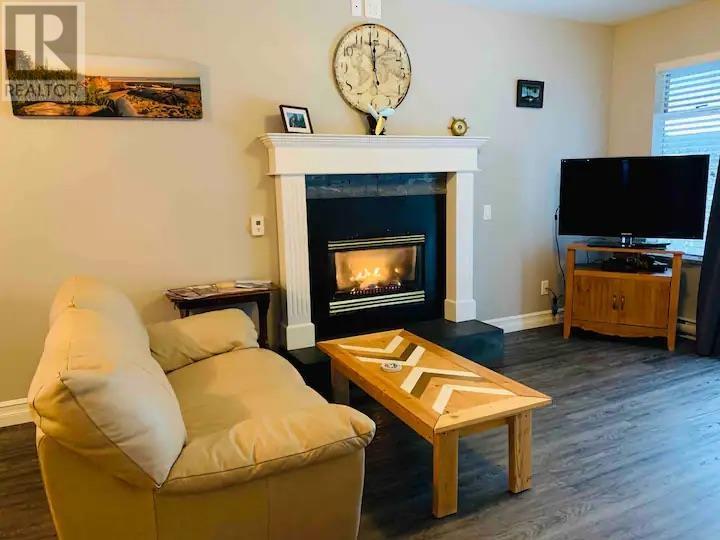 5755 Anchor Road, Sechelt, British Columbia  V0N 3A0 - Photo 5 - R2826419