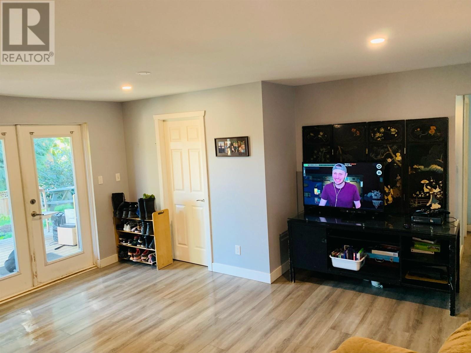 5755 Anchor Road, Sechelt, British Columbia  V0N 3A0 - Photo 23 - R2826419