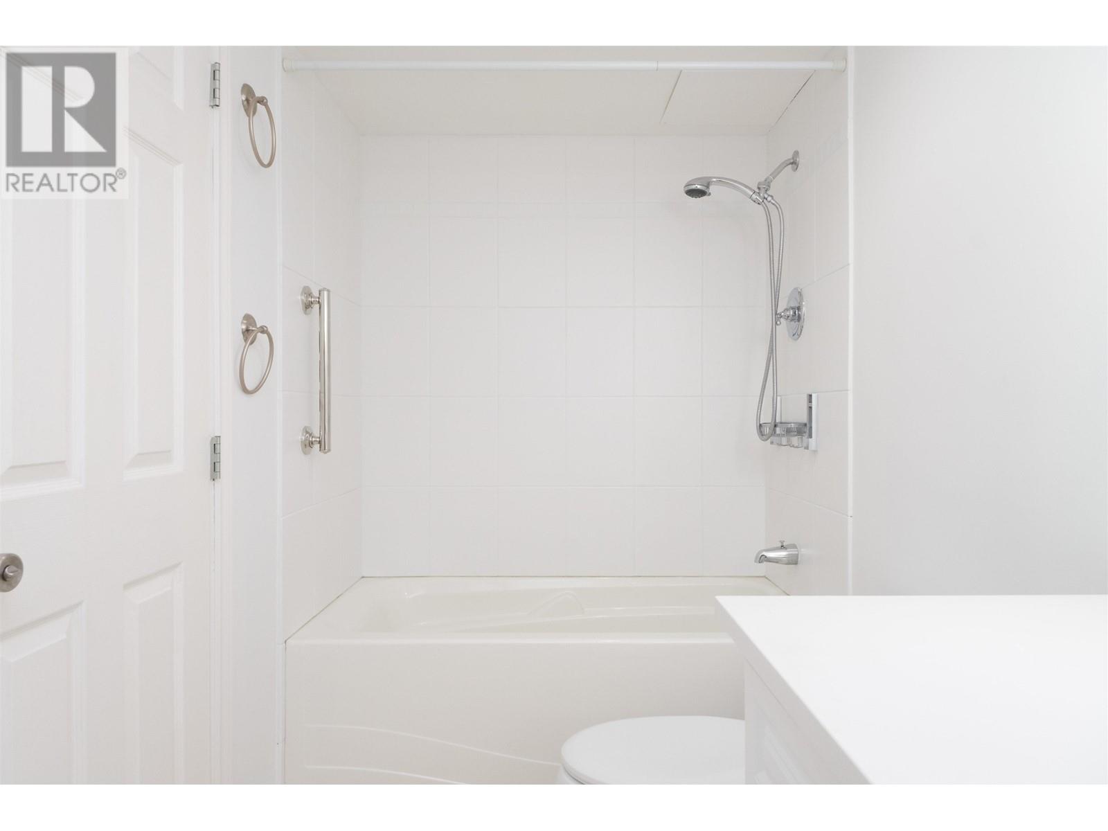 207 6660 Buswell Street, Richmond, British Columbia  V6Y 2G8 - Photo 14 - R2826522