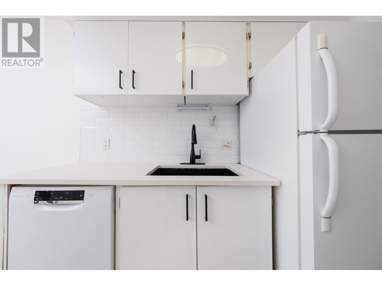 207 6660 Buswell Street, Richmond, British Columbia  V6Y 2G8 - Photo 11 - R2826522