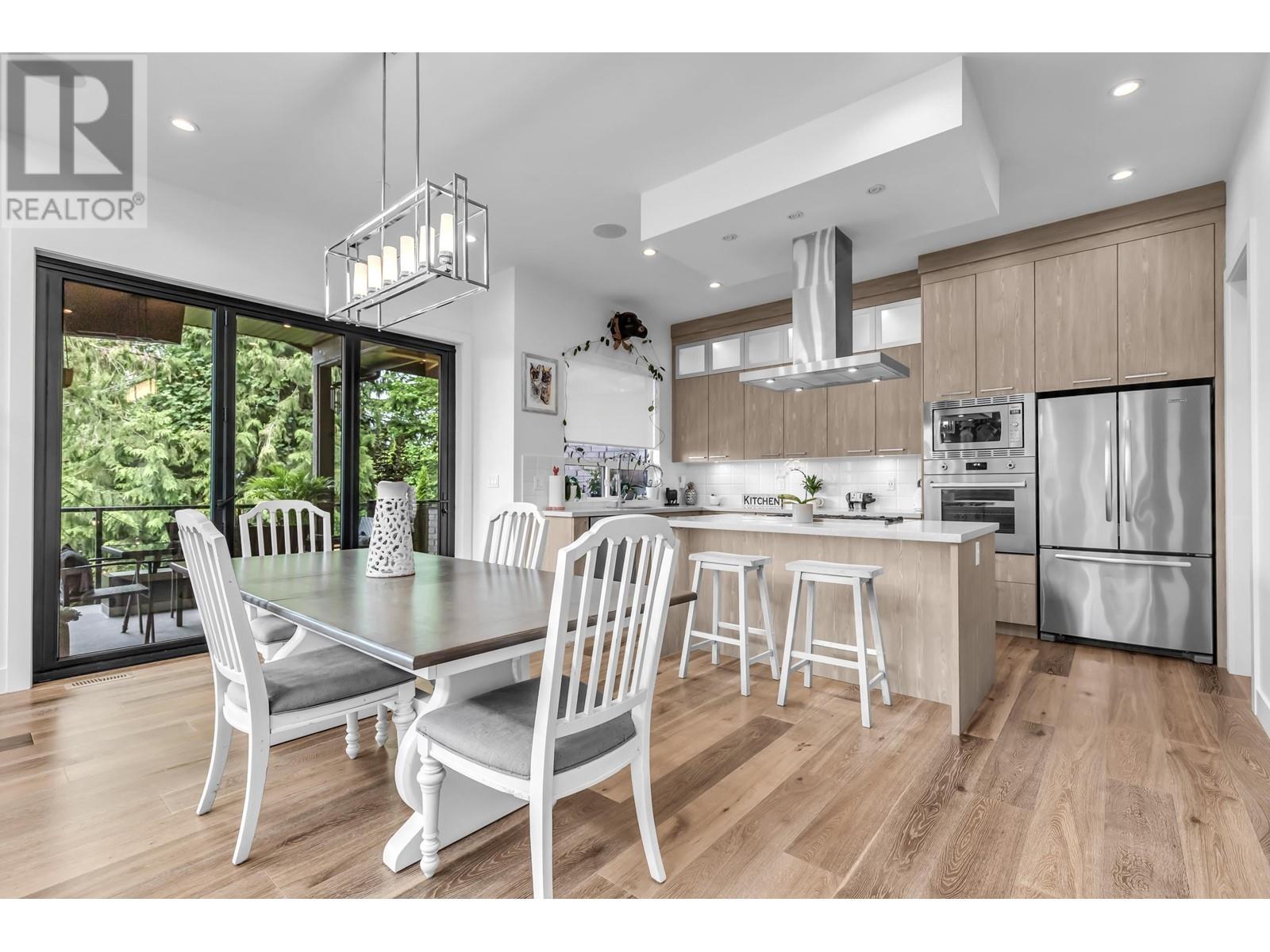 13747 Blaney Road, Maple Ridge, British Columbia  V4R 0C2 - Photo 9 - R2820546