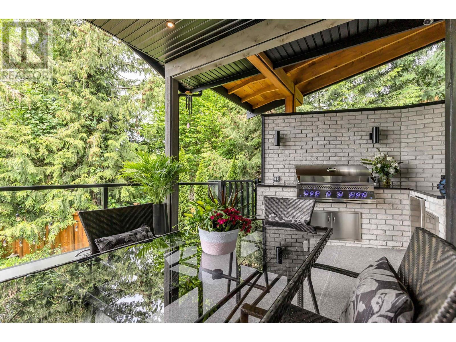 13747 Blaney Road, Maple Ridge, British Columbia  V4R 0C2 - Photo 32 - R2820546