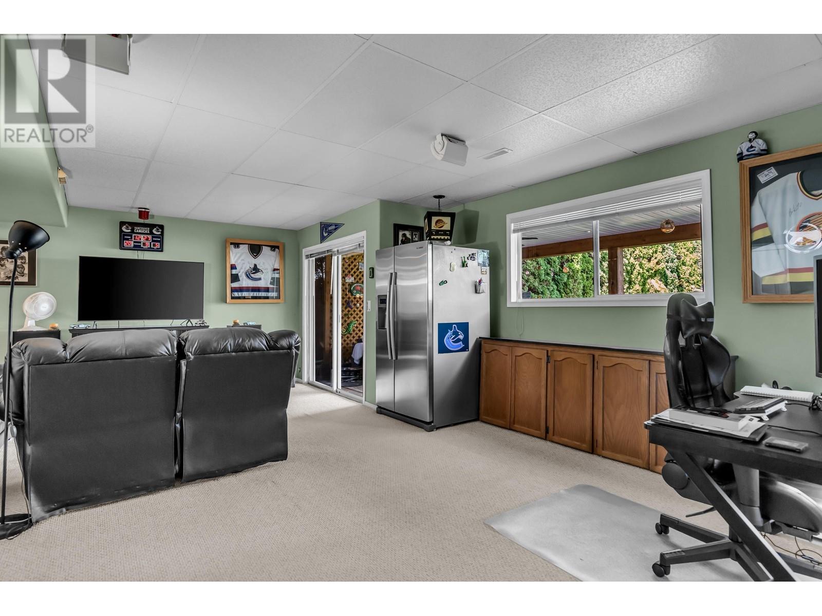 23227 116a Avenue, Maple Ridge, British Columbia  V2X 2K5 - Photo 22 - R2823519