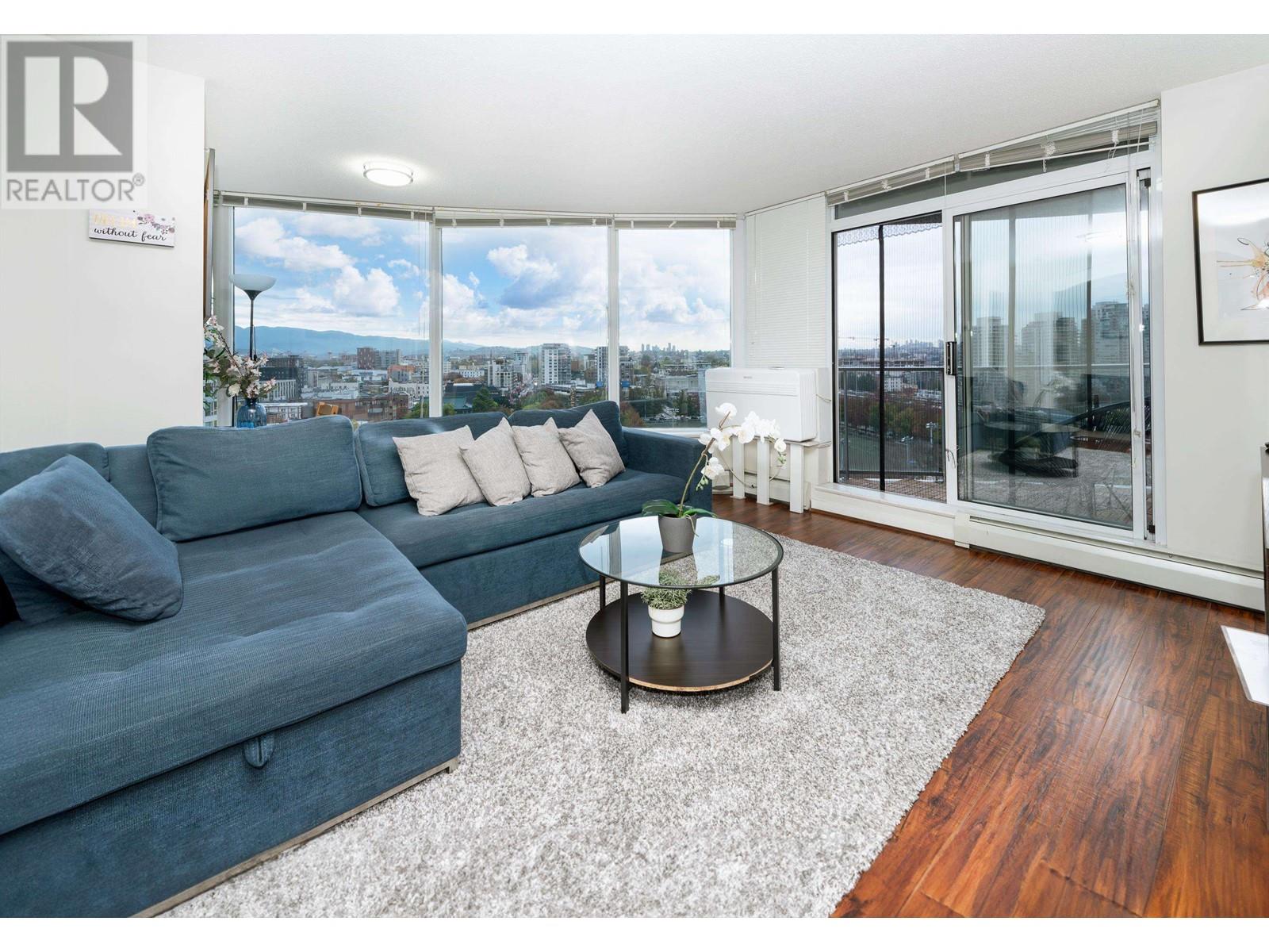1708 58 Keefer Place, Vancouver, British Columbia  V6B 0B8 - Photo 3 - R2825147