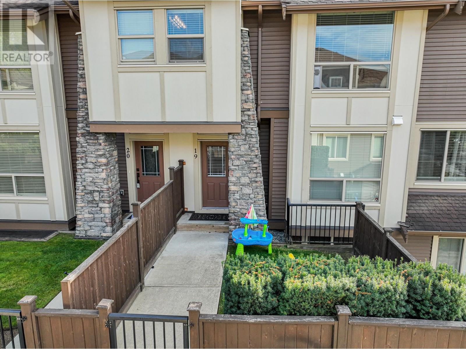 19 10550 248 Street, Maple Ridge, British Columbia  V2W 0H9 - Photo 2 - R2809253