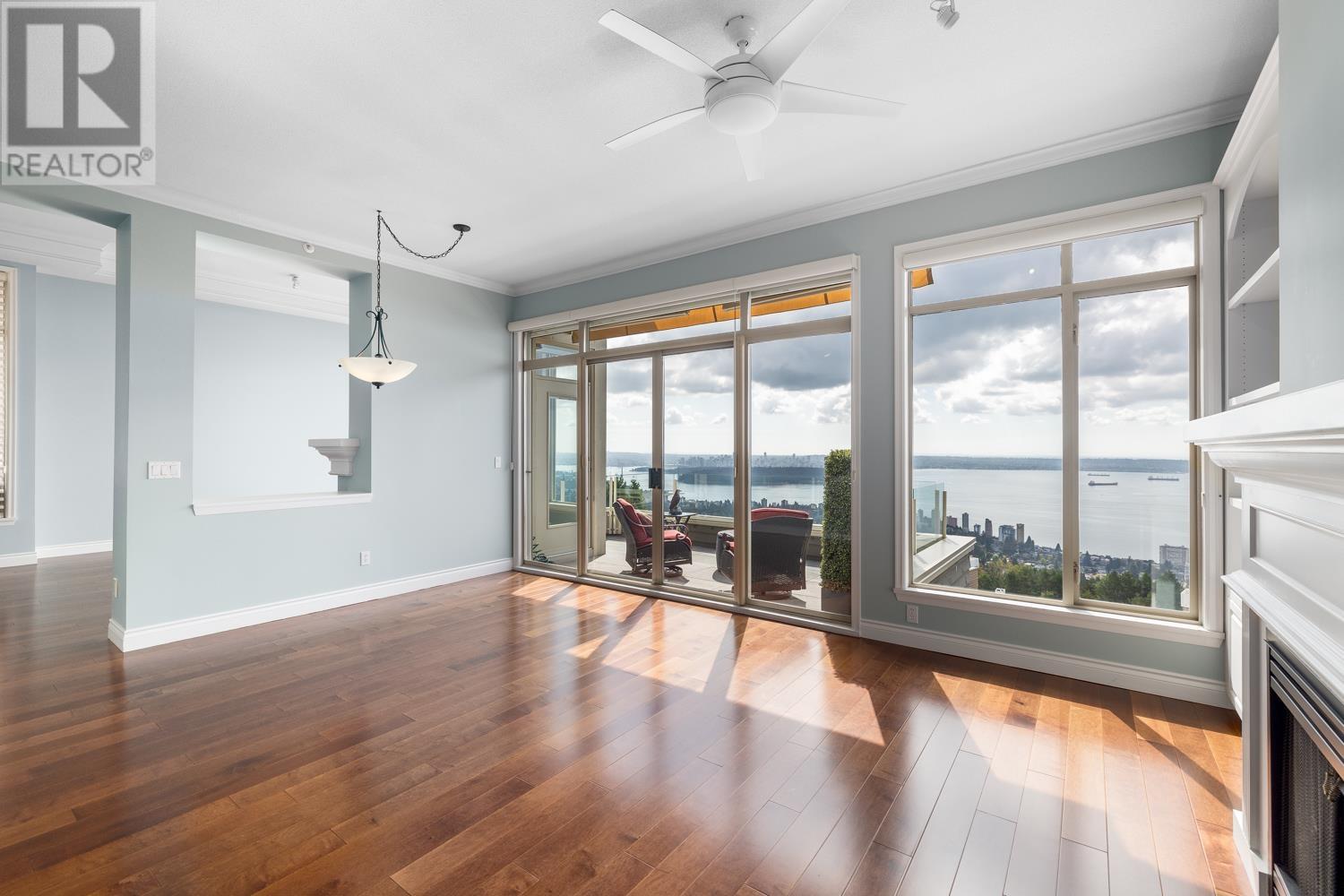 2494 Folkestone Way, West Vancouver, British Columbia  V7S 3H5 - Photo 18 - R2826904