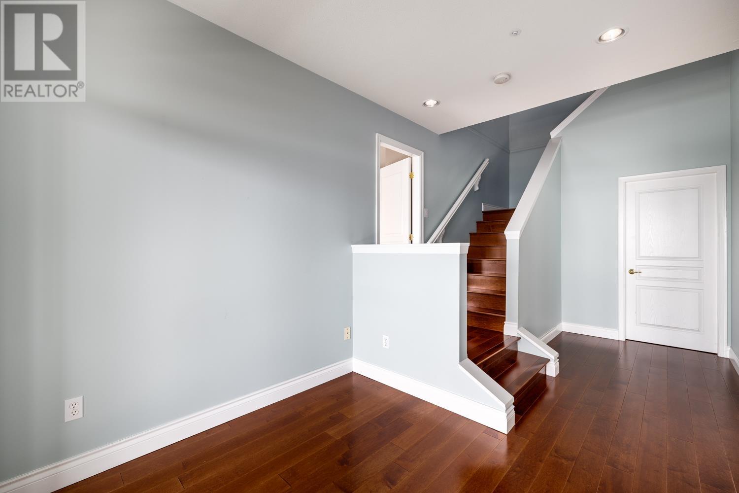 2494 Folkestone Way, West Vancouver, British Columbia  V7S 3H5 - Photo 25 - R2826904