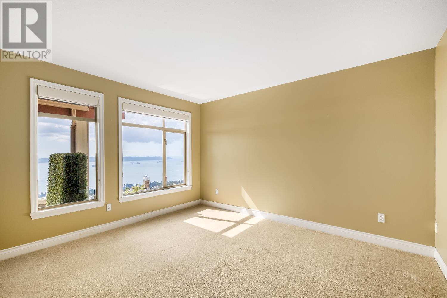 2494 Folkestone Way, West Vancouver, British Columbia  V7S 3H5 - Photo 34 - R2826904