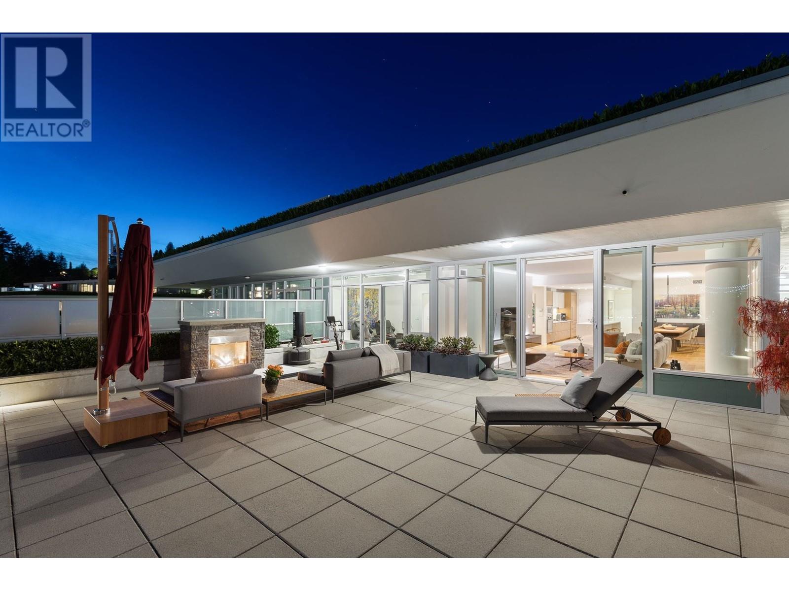 702 788 Arthur Erickson Place, West Vancouver, British Columbia  V7T 0B6 - Photo 4 - R2826947