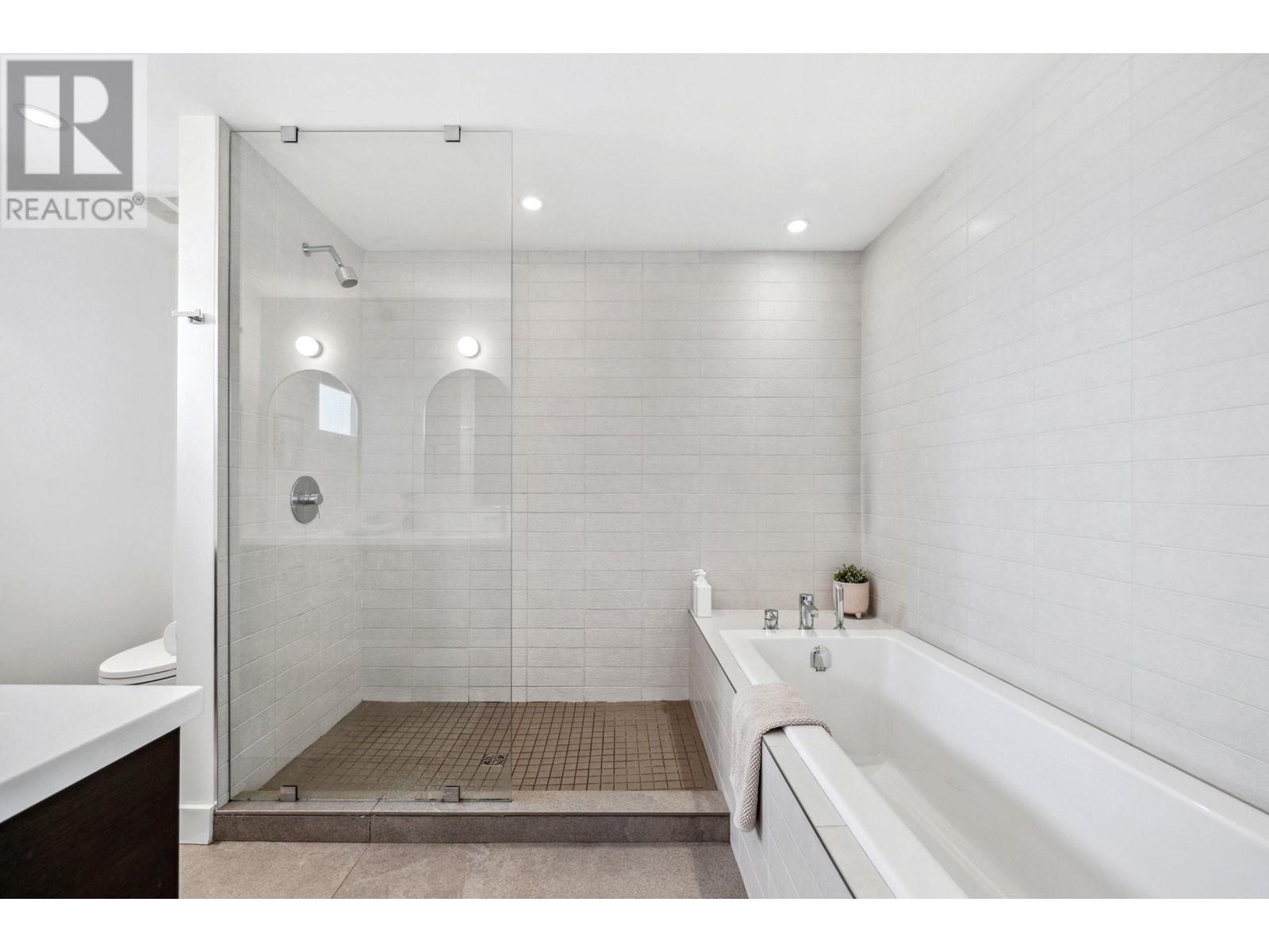 1319 Oakwood Crescent, North Vancouver, British Columbia  V7P 1L5 - Photo 18 - R2826880