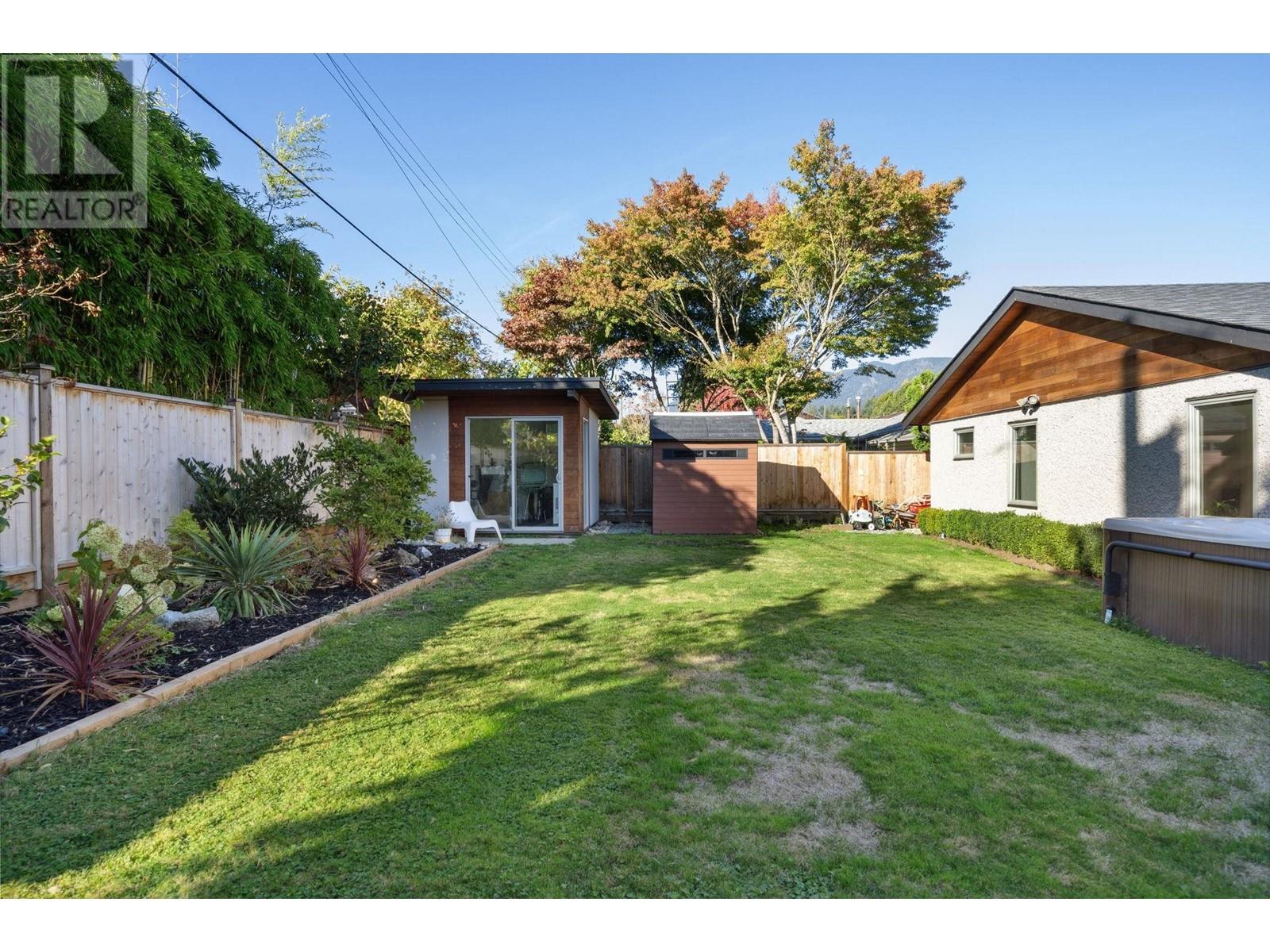 1319 Oakwood Crescent, North Vancouver, British Columbia  V7P 1L5 - Photo 32 - R2826880