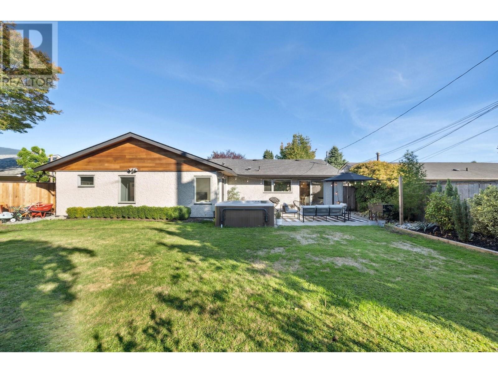 1319 Oakwood Crescent, North Vancouver, British Columbia  V7P 1L5 - Photo 33 - R2826880