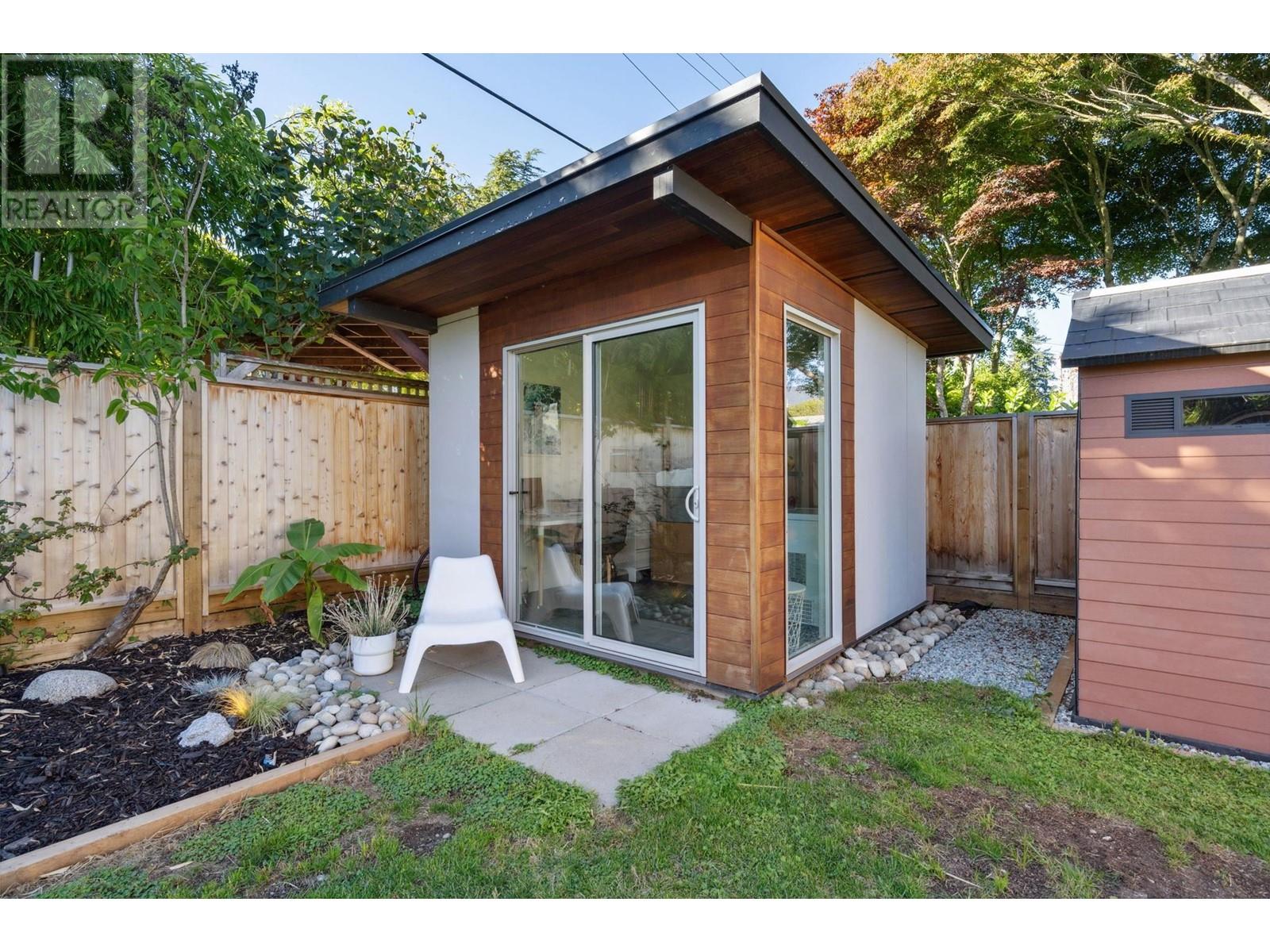 1319 Oakwood Crescent, North Vancouver, British Columbia  V7P 1L5 - Photo 35 - R2826880