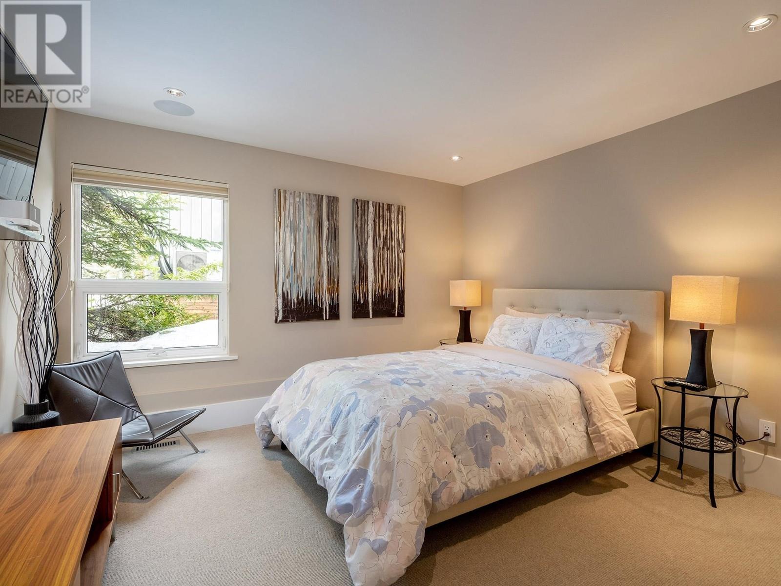2360 Gondola Way, Whistler, British Columbia  V8E 0N2 - Photo 19 - R2826951