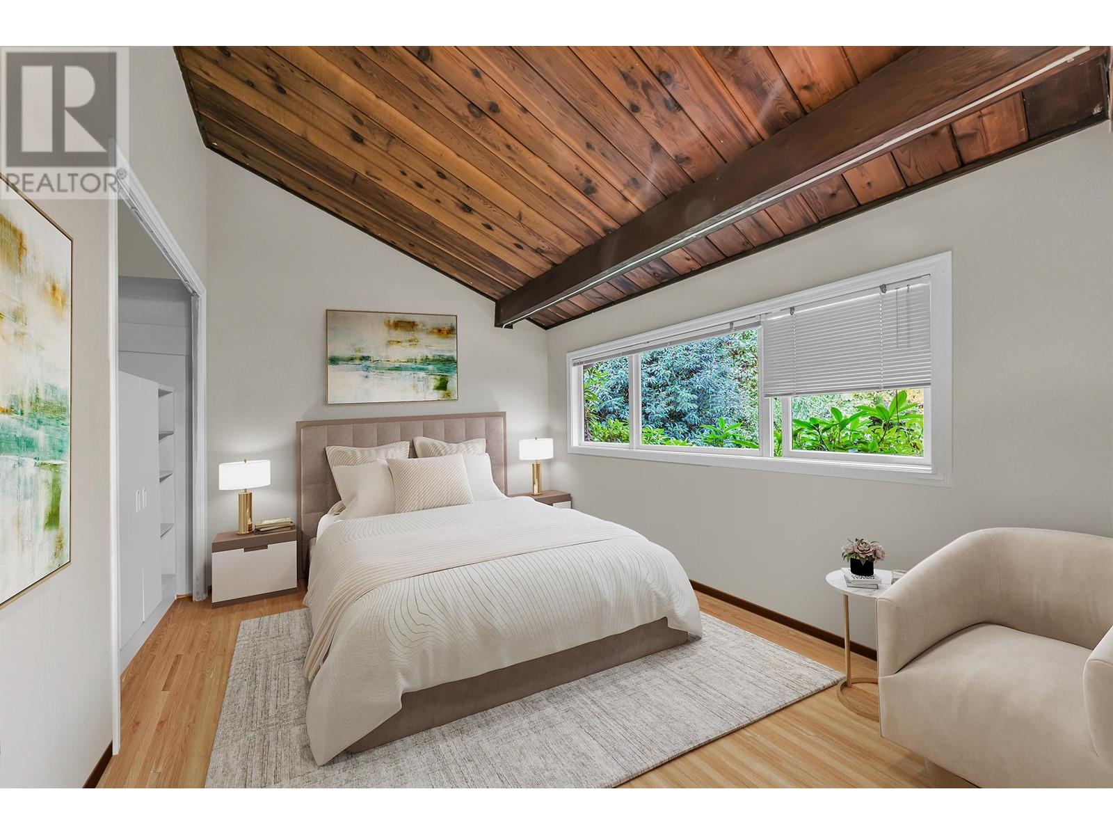 3929 Sunset Boulevard, North Vancouver, British Columbia  V7R 3Y4 - Photo 11 - R2826965