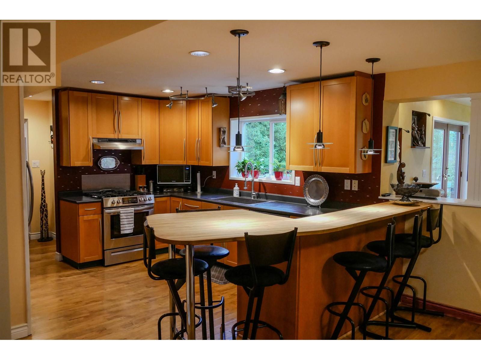 5476 Paton Drive, Delta, British Columbia  V4K 2G3 - Photo 6 - R2824682