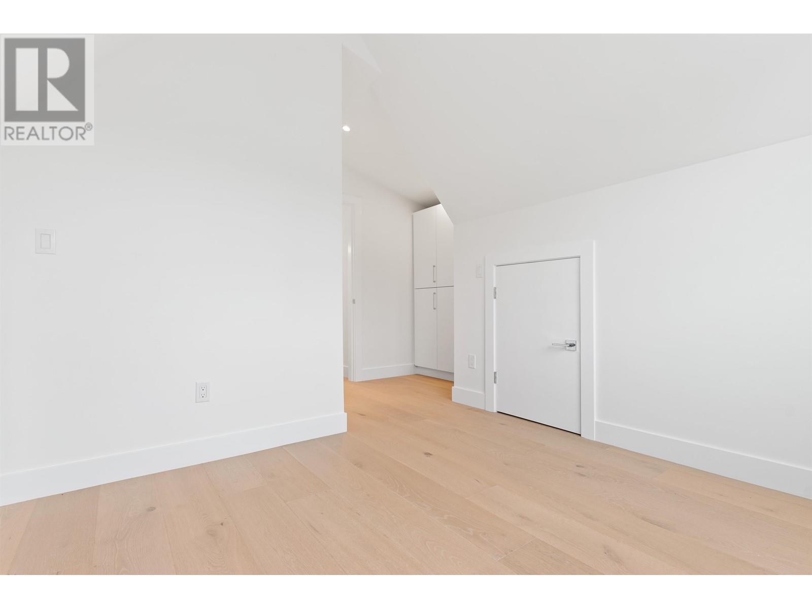418 E 16th Street, North Vancouver, British Columbia  V7L 2T5 - Photo 22 - R2826960