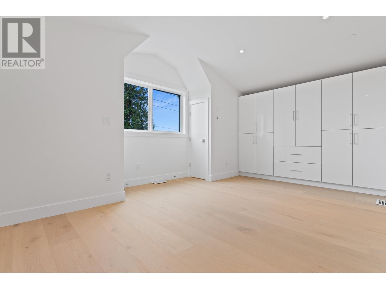 418 E 16th Street, North Vancouver, British Columbia  V7L 2T5 - Photo 25 - R2826960