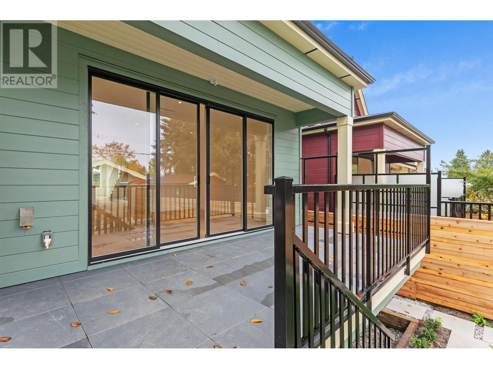 418 E 16th Street, North Vancouver, British Columbia  V7L 2T5 - Photo 13 - R2826960