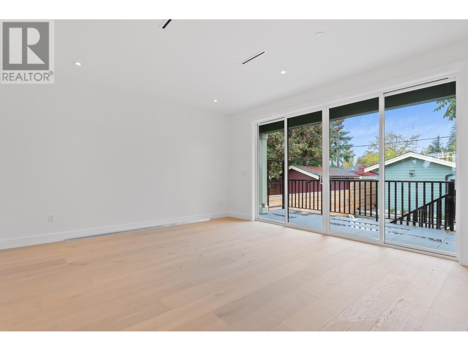 418 E 16th Street, North Vancouver, British Columbia  V7L 2T5 - Photo 11 - R2826960