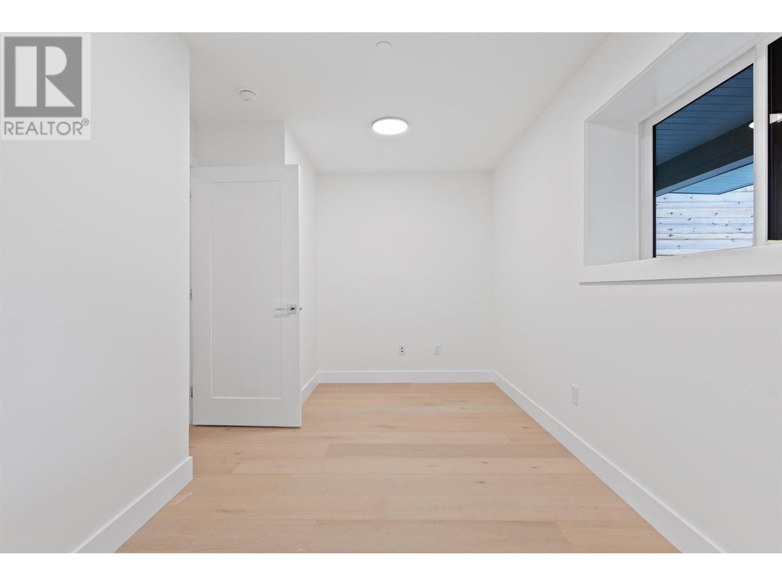 418 E 16th Street, North Vancouver, British Columbia  V7L 2T5 - Photo 33 - R2826960