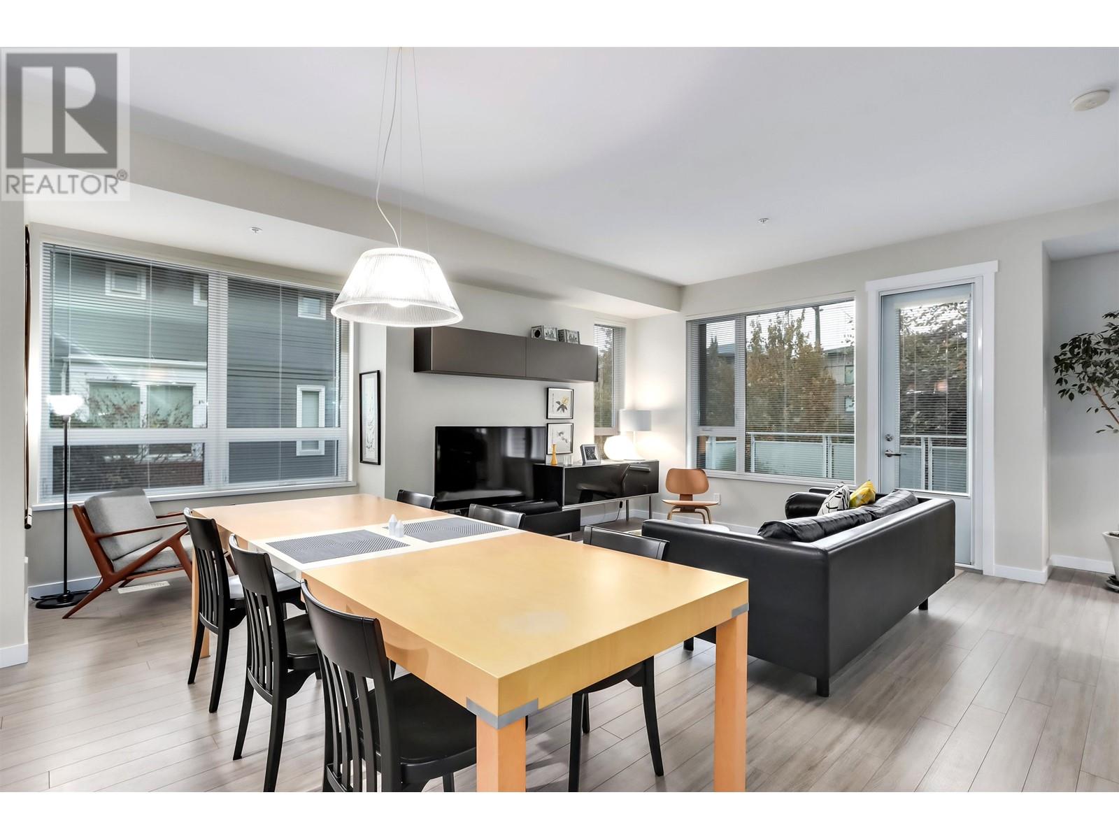 3127 East Kent Avenue North, Vancouver, British Columbia  V5S 4Y1 - Photo 2 - R2826936