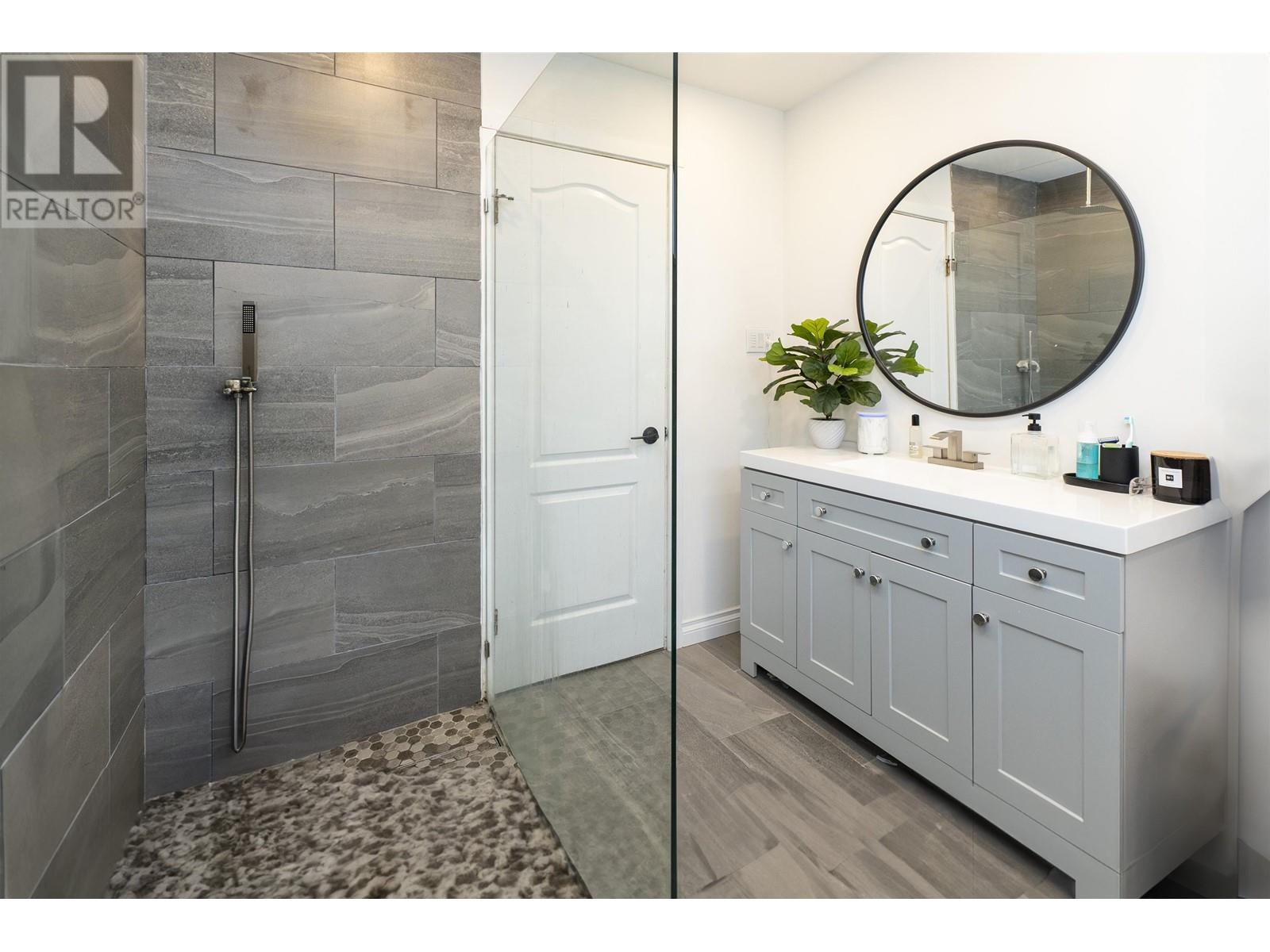 12348 188 Street, Pitt Meadows, British Columbia  V3Y 2G8 - Photo 24 - R2826836