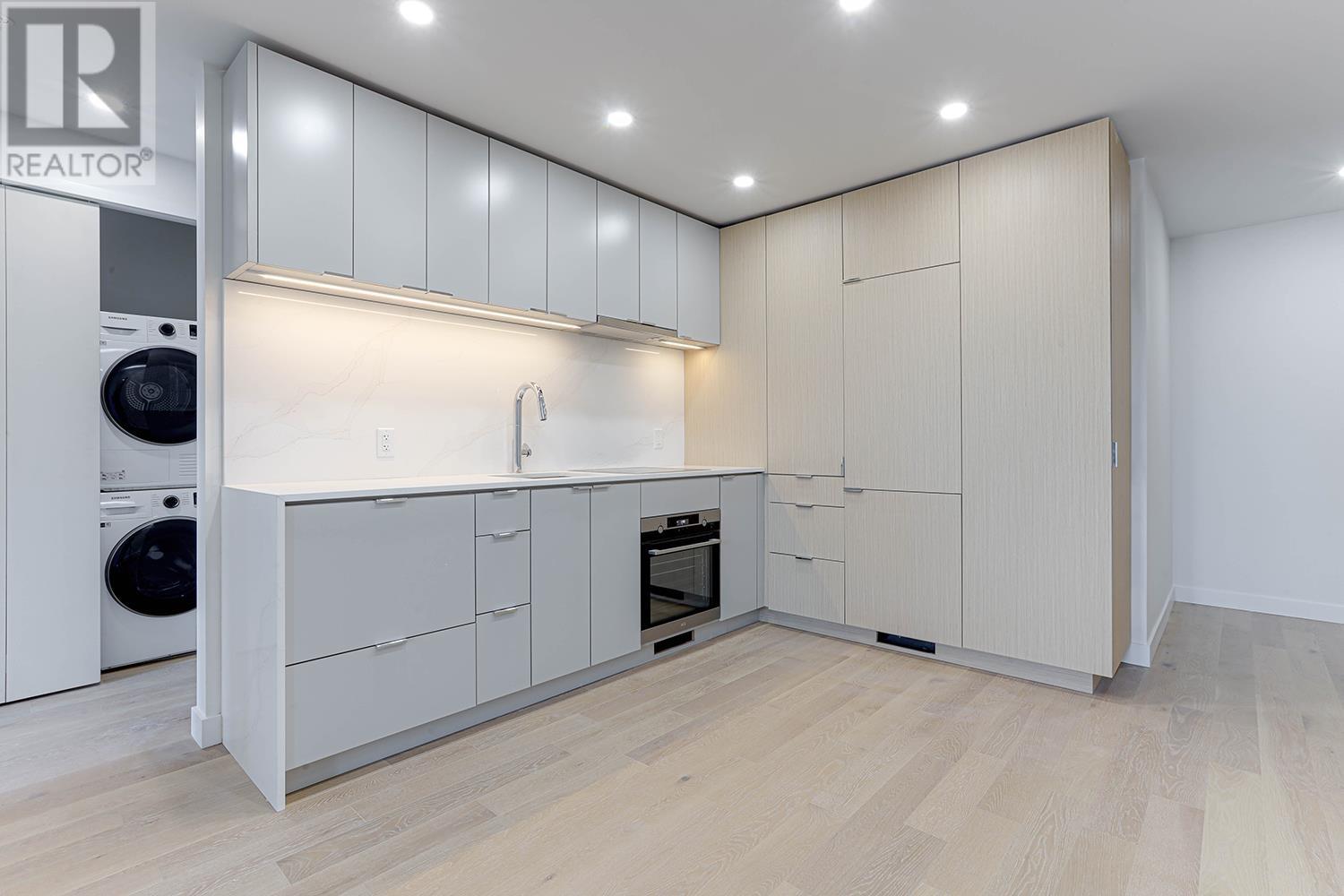 503 239 Keefer Street, Vancouver, British Columbia  V6A 1X6 - Photo 3 - R2827005