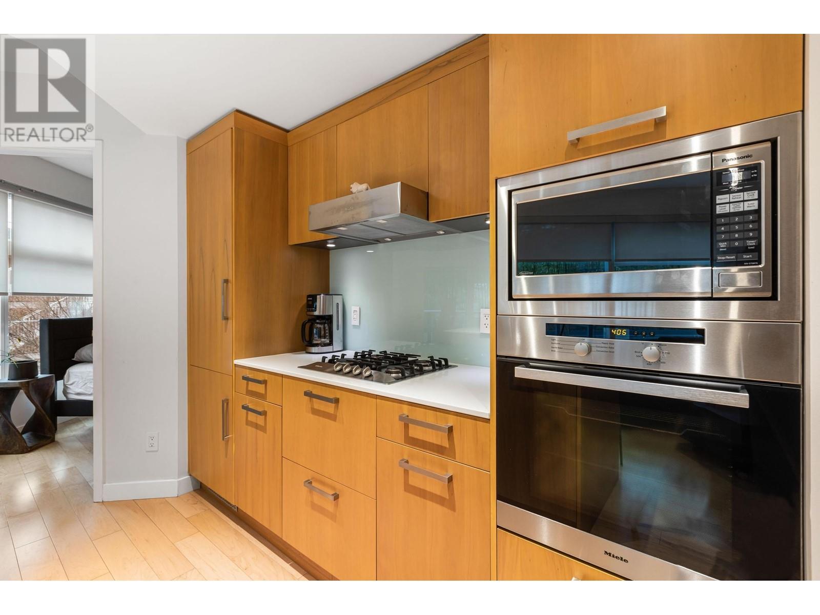 203 1565 W 6th Avenue, Vancouver, British Columbia  V6J 1R1 - Photo 8 - R2827015