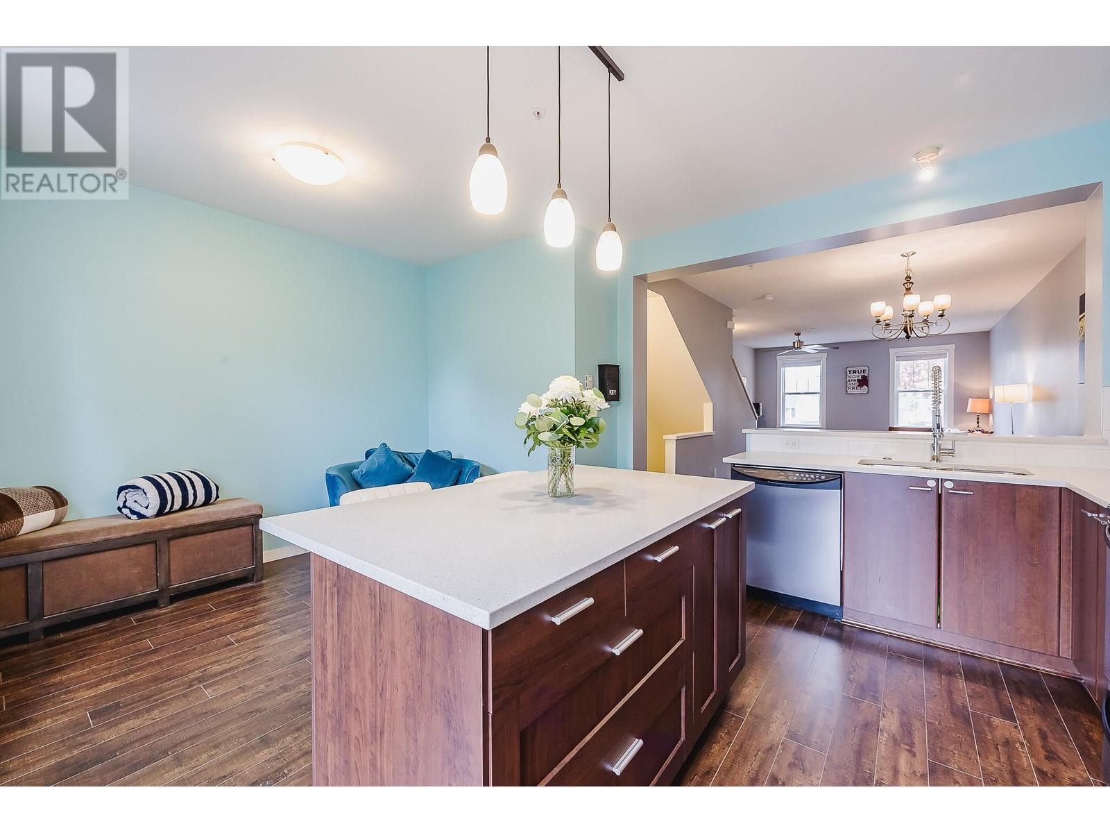71 19572 Fraser Way, Pitt Meadows, British Columbia  V3Y 0A9 - Photo 6 - R2827037