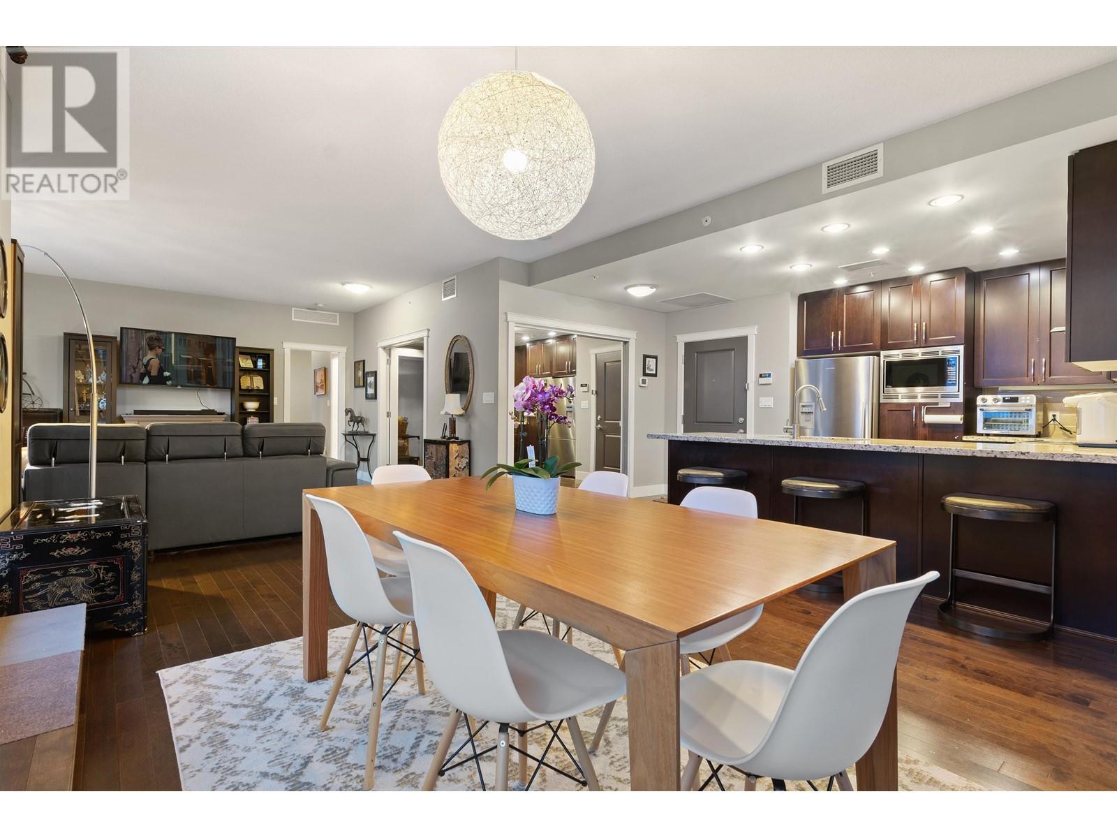 901 1415 Parkway Boulevard, Coquitlam, British Columbia  V3E 0C7 - Photo 10 - R2827043