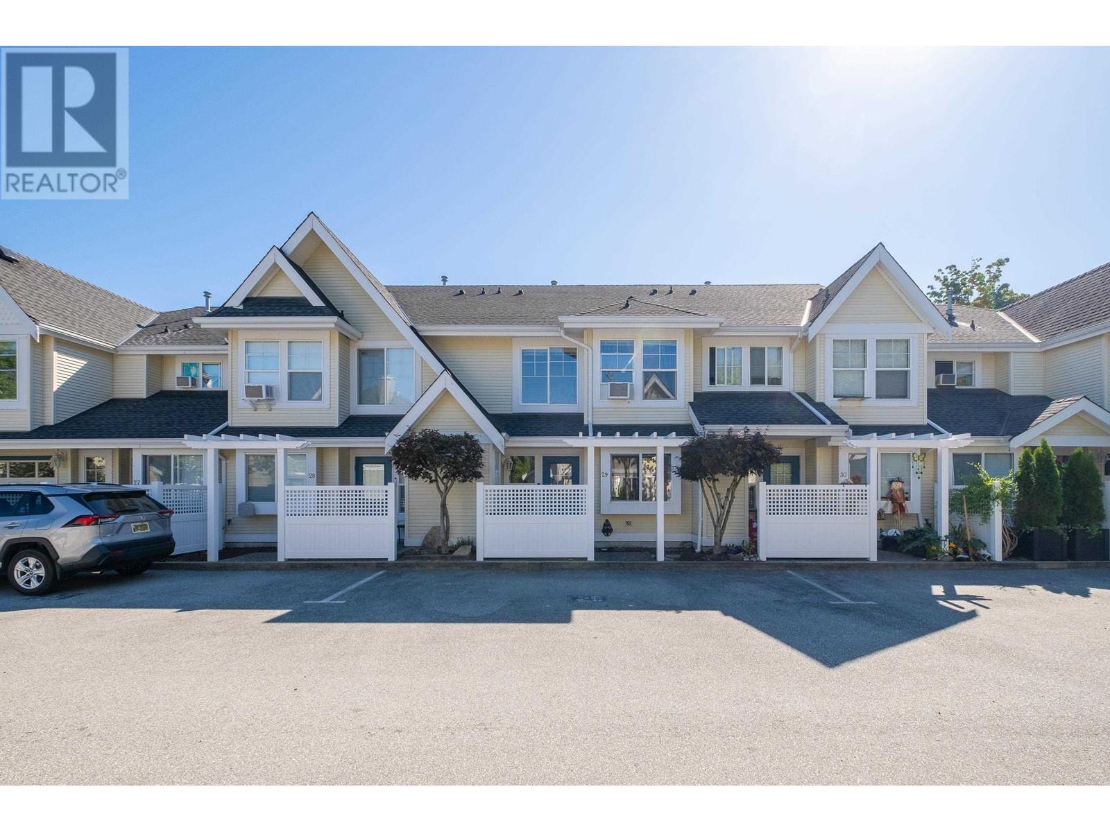 29 23560 119 Avenue, Maple Ridge, British Columbia  V4R 2P5 - Photo 2 - R2827051