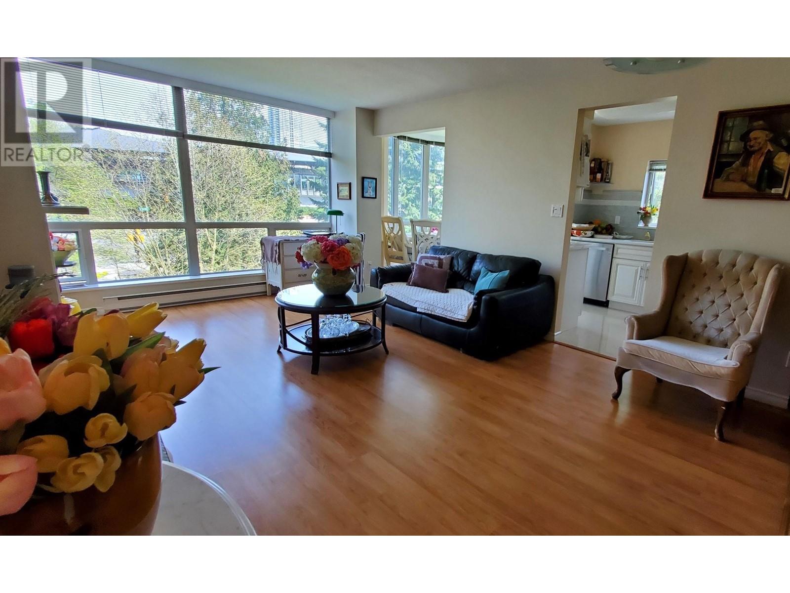 606 9633 Manchester Drive, Burnaby, British Columbia  V3N 4Y9 - Photo 7 - R2827062