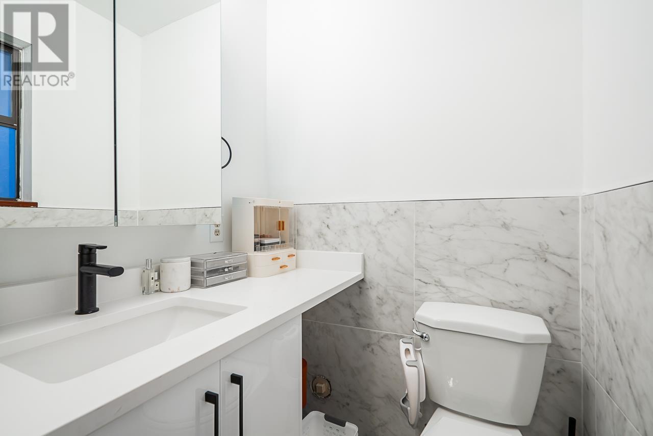 4229 Pender Street, Burnaby, British Columbia  V5C 2M4 - Photo 21 - R2825799