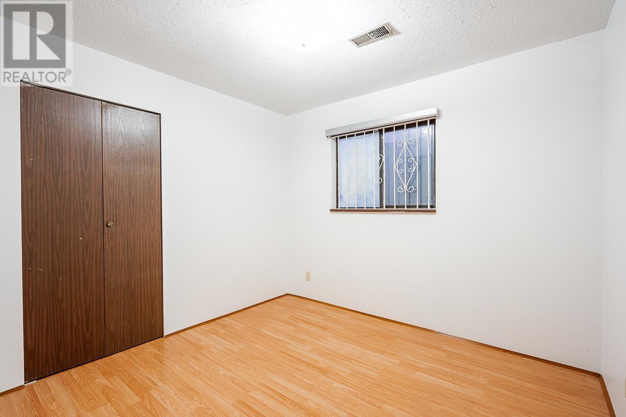 4229 Pender Street, Burnaby, British Columbia  V5C 2M4 - Photo 32 - R2825799