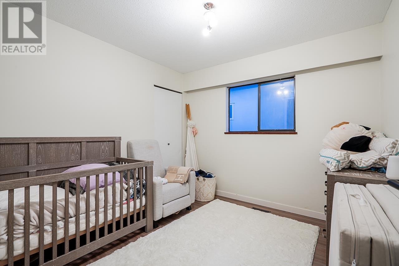 4229 Pender Street, Burnaby, British Columbia  V5C 2M4 - Photo 23 - R2825799