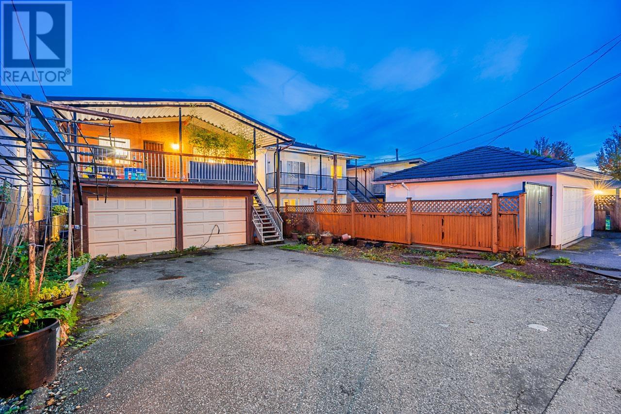 4229 Pender Street, Burnaby, British Columbia  V5C 2M4 - Photo 38 - R2825799