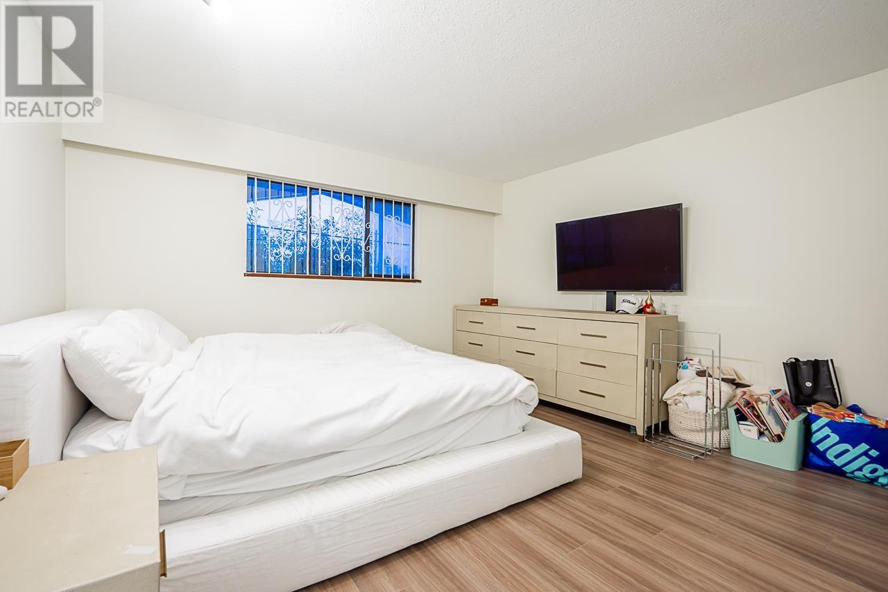 4229 Pender Street, Burnaby, British Columbia  V5C 2M4 - Photo 19 - R2825799