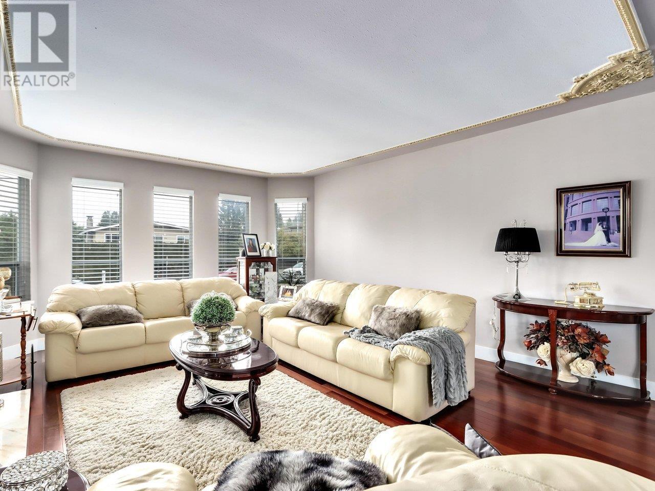 7206 Hastings Street, Burnaby, British Columbia  V5A 1G8 - Photo 5 - R2827004