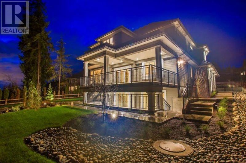 1054 Magnolia Way, Anmore, British Columbia  V3H 5M6 - Photo 2 - R2827009