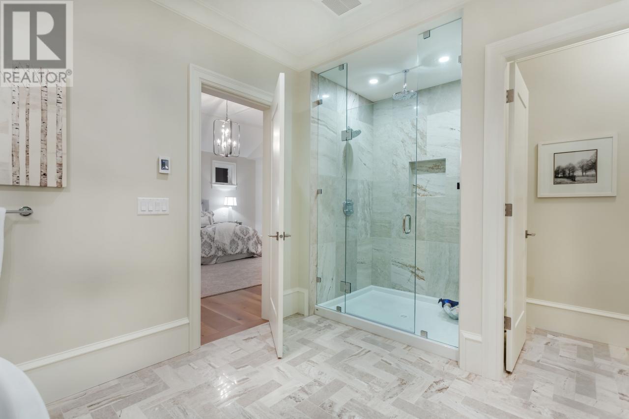 1054 Magnolia Way, Anmore, British Columbia  V3H 5M6 - Photo 21 - R2827009