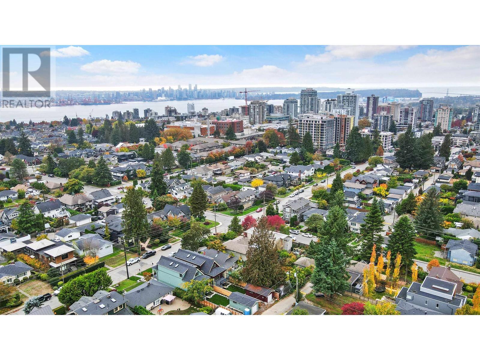 416 E 16th Street, North Vancouver, British Columbia  V7L 2T5 - Photo 19 - R2827029