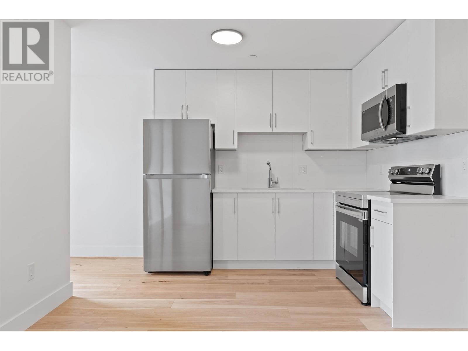 416 E 16th Street, North Vancouver, British Columbia  V7L 2T5 - Photo 40 - R2827029