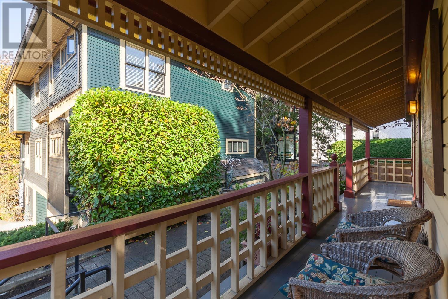 132 W 10th Avenue, Vancouver, British Columbia  V5Y 1R8 - Photo 2 - R2827053