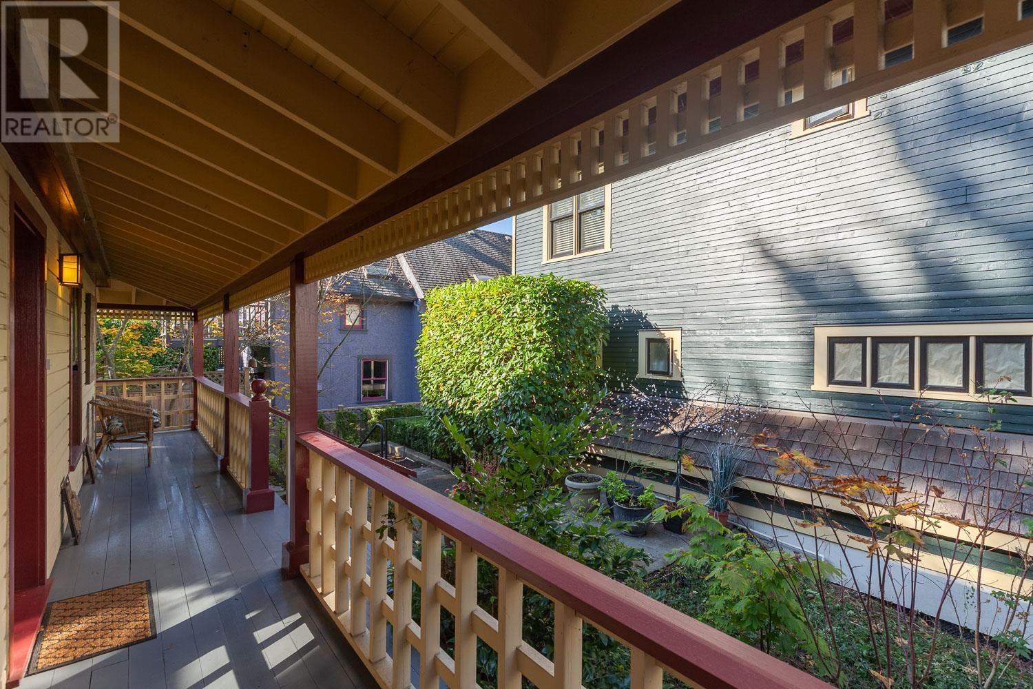 132 W 10th Avenue, Vancouver, British Columbia  V5Y 1R8 - Photo 3 - R2827053