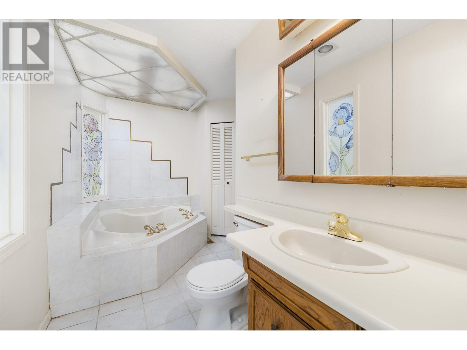 5639 Copsefield Place, Delta, British Columbia  V4L 2G1 - Photo 13 - R2827054
