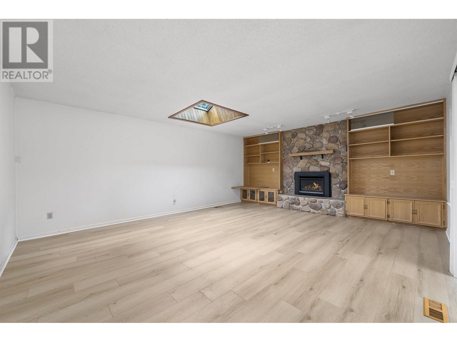 5639 Copsefield Place, Delta, British Columbia  V4L 2G1 - Photo 5 - R2827054