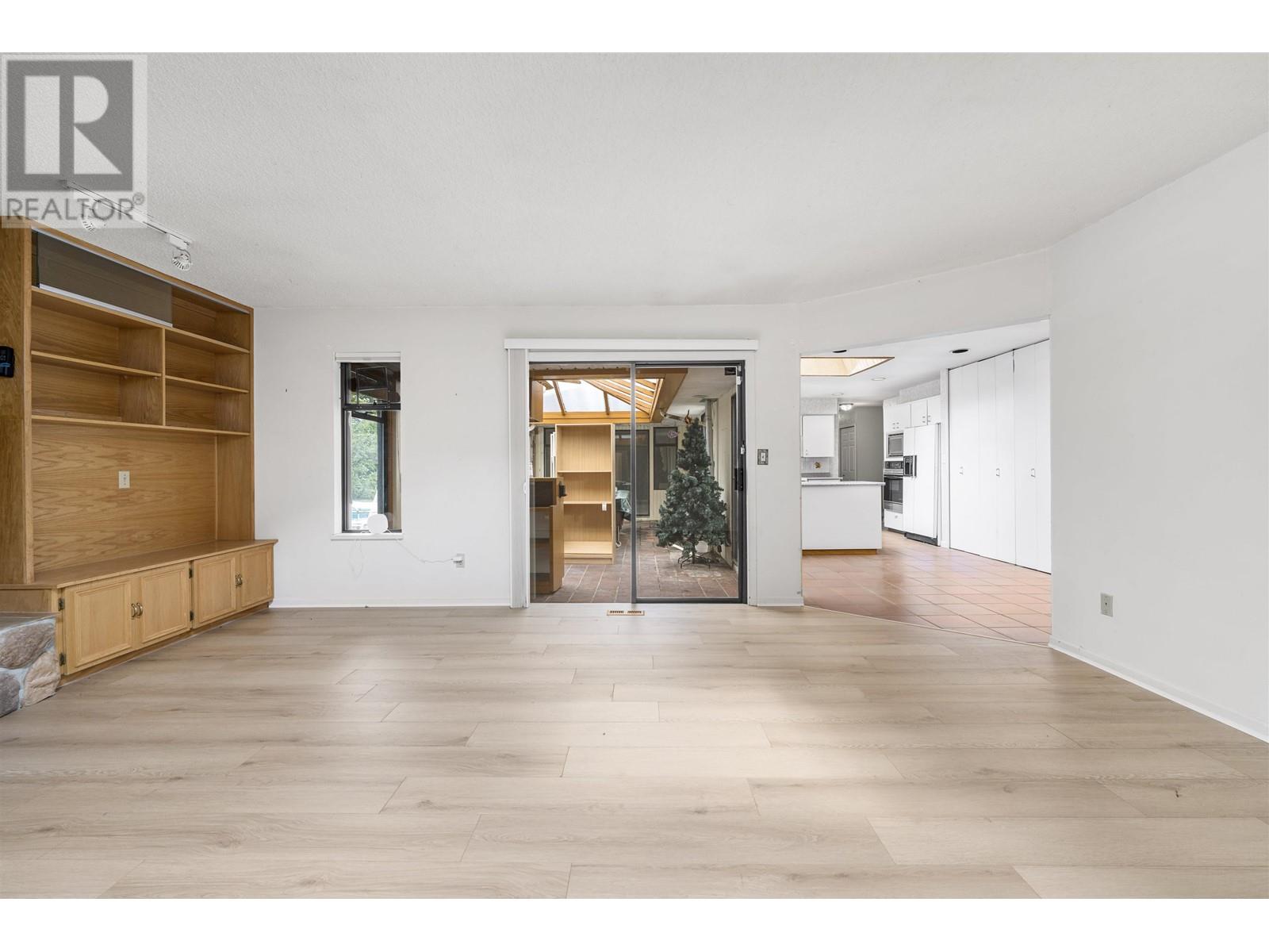 5639 Copsefield Place, Delta, British Columbia  V4L 2G1 - Photo 6 - R2827054