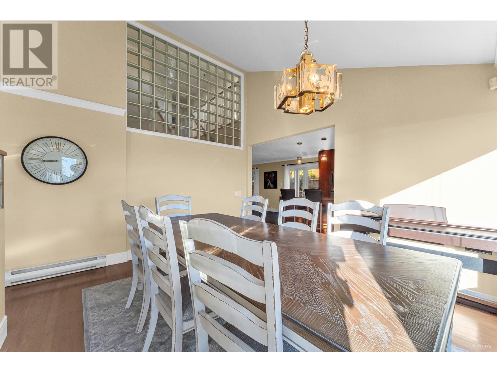 4200 Starlight Way, North Vancouver, British Columbia  V7N 4L5 - Photo 10 - R2827069